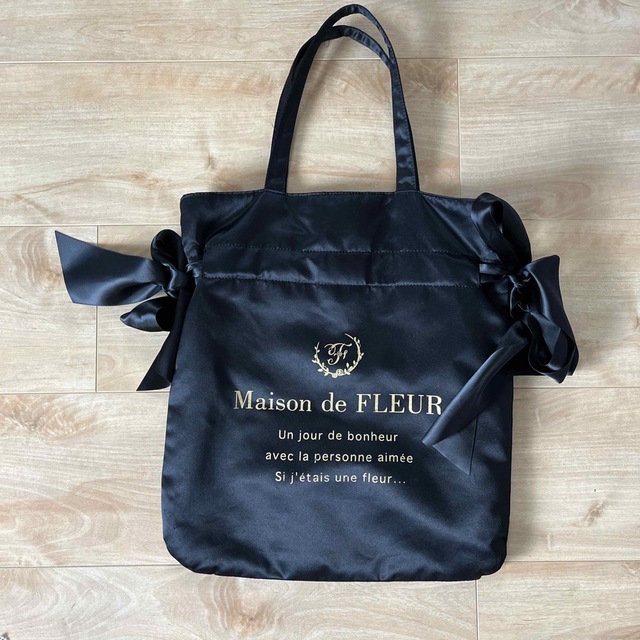 Maison de FLEUR(メゾンドフルール)の★Maison de FLEUR リボントート★ レディースのバッグ(トートバッグ)の商品写真