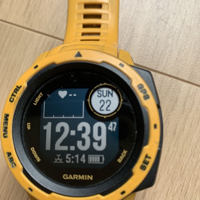 GARMIN(ガーミン)のガーミン　インスティンクト メンズの時計(腕時計(デジタル))の商品写真