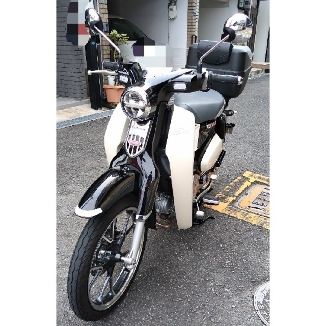 ホンダ　スーパーカブC125 　パールシャイニングブラック