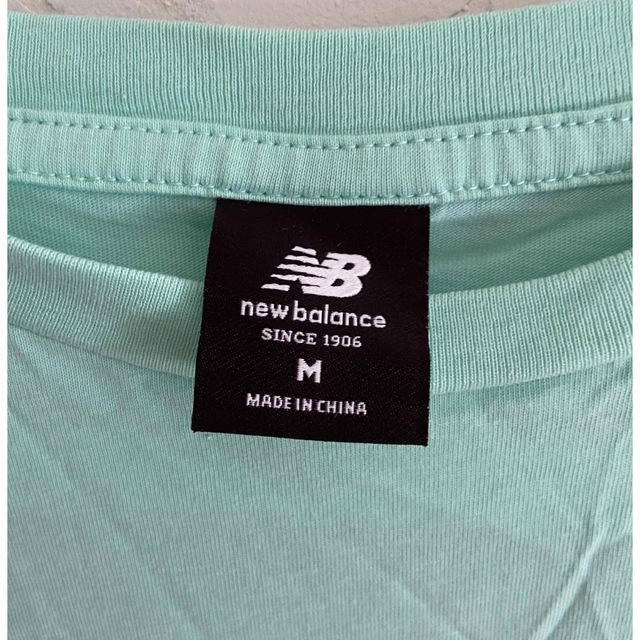 New Balance(ニューバランス)のNew Balance ニューバランス プリント 半袖Tシャツ グリーン M メンズのトップス(Tシャツ/カットソー(半袖/袖なし))の商品写真