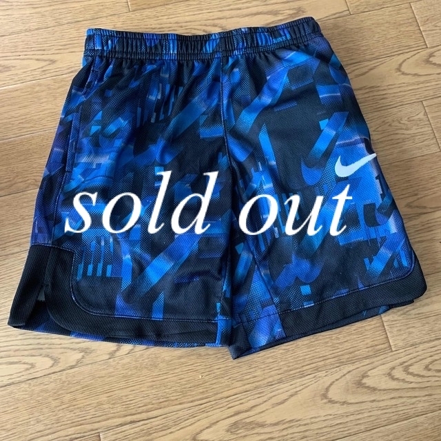 NIKE(ナイキ)の売り切れ ナイキ ハーフパンツ キッズ/ベビー/マタニティのキッズ服男の子用(90cm~)(パンツ/スパッツ)の商品写真