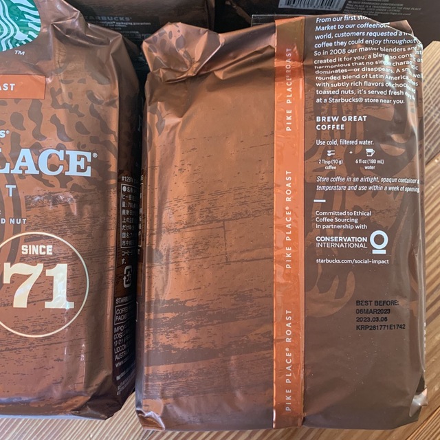 Starbucks Coffee(スターバックスコーヒー)のスターバックス　コーヒー　パイクプレイスロースト　粉　793g×4袋　スタバ 食品/飲料/酒の飲料(コーヒー)の商品写真