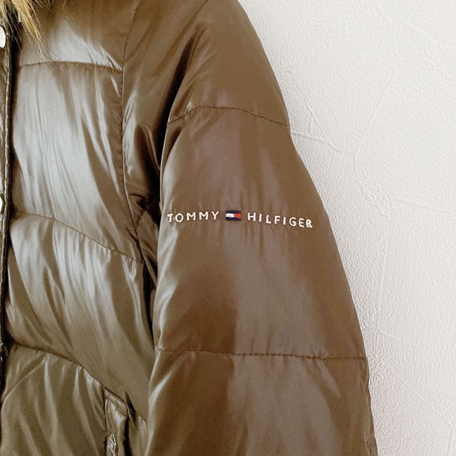 TOMMY HILFIGER(トミーヒルフィガー)のトミーヒルフィガー ダウンジャケット リバーシブル ブラウン ベージュ S レディースのジャケット/アウター(ダウンジャケット)の商品写真