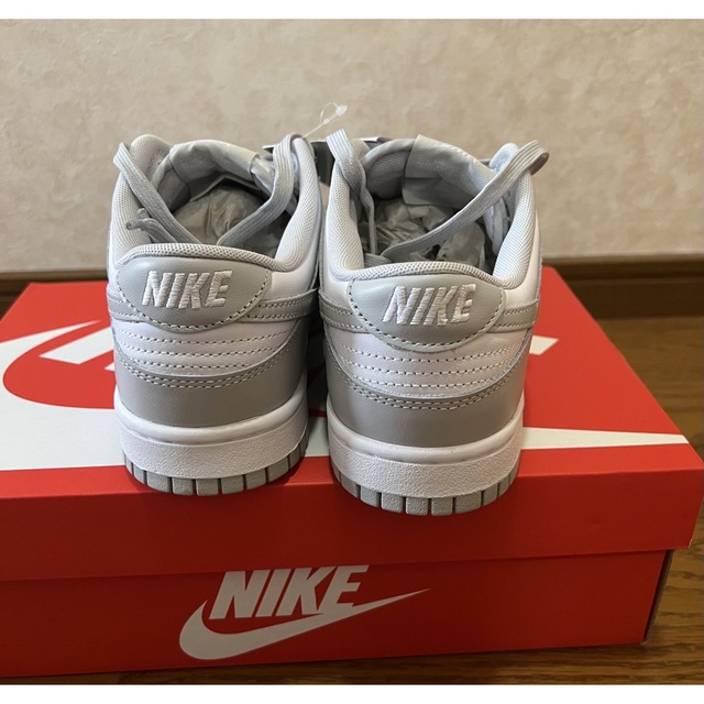 NIKE(ナイキ)のNIKE DUNK LOW RETRO GREY FOG メンズの靴/シューズ(スニーカー)の商品写真