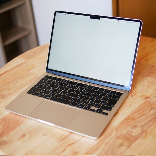 美品 M2 MacBook Air スターライト 8GB/256GB