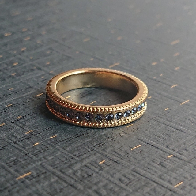 h08 SWAROVSKI graphite gold ring レディースのアクセサリー(リング(指輪))の商品写真
