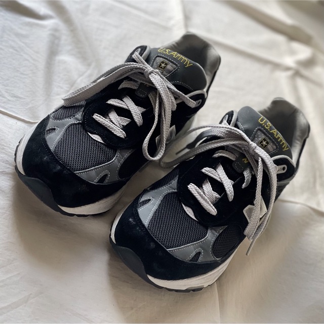 New Balance(ニューバランス)の激レア!美品!New Balance W993ARM USA製 26.5 黒x灰 メンズの靴/シューズ(スニーカー)の商品写真