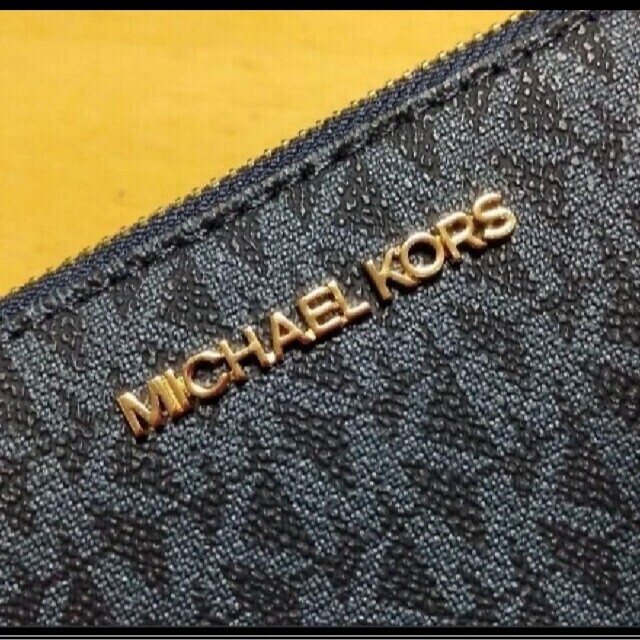 Michael Kors(マイケルコース)の#MICHAEL KORS #長財布 #レディース #ブルー系 #財布 レディースのファッション小物(財布)の商品写真