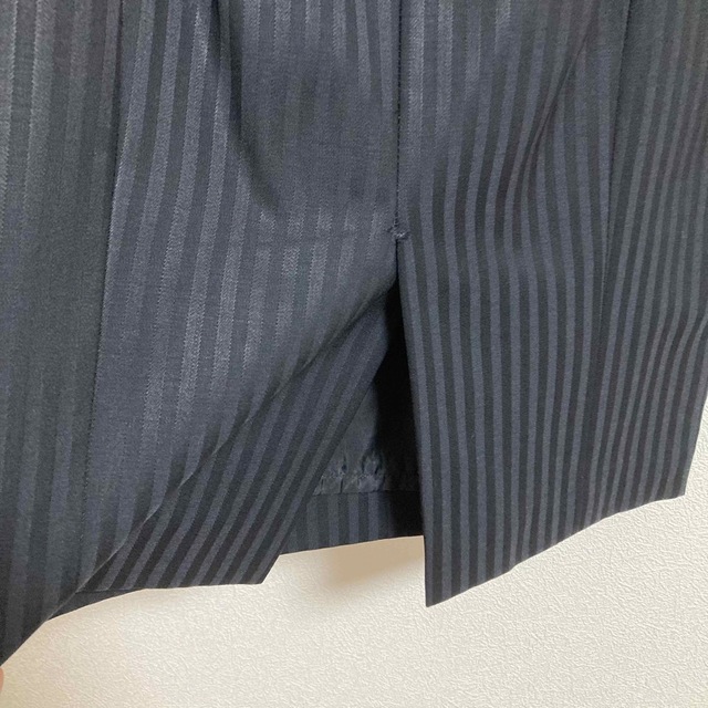 BUONA GIORNATA(ボナジョルナータ)のボナジョルナータ　スーツ　スカート　上下　セット　ストライプ　クリーニング済み レディースのフォーマル/ドレス(スーツ)の商品写真