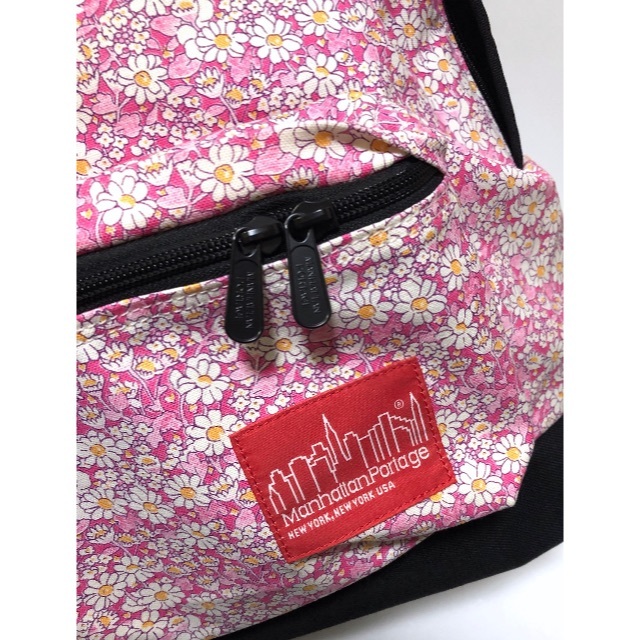 Manhattan Portage(マンハッタンポーテージ)のマンハッタンポーテージ　× リバティ バックパック 花柄 美品 1207 限定  レディースのバッグ(リュック/バックパック)の商品写真