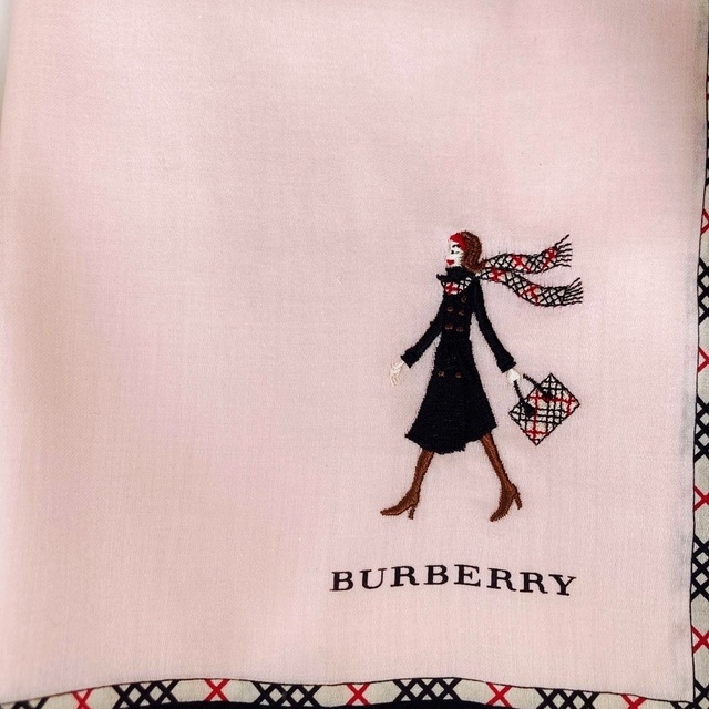 BURBERRY - 新品 バーバリー 女の子の刺繍入り大判ハンカチ レアの通販