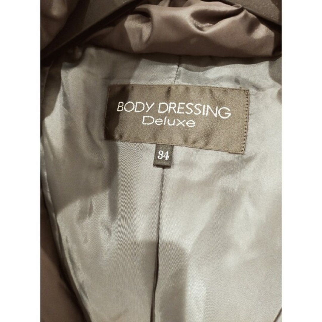 BODY DRESSING Deluxe(ボディドレッシングデラックス)のボディドレッシング　デラックス　ダウンコート　34サイズ レディースのジャケット/アウター(ダウンコート)の商品写真