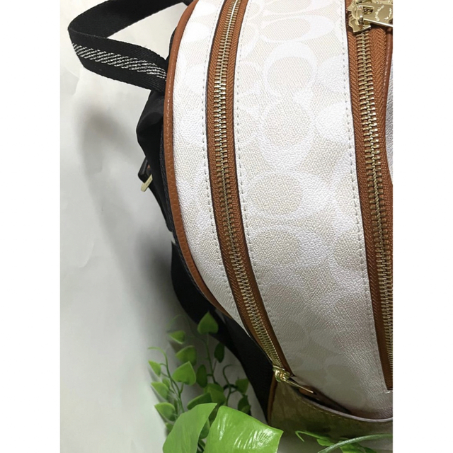 おまけ付き コーチ リュック シグネチャー ホワイト COACH おまけ付き コーチ リュック シグネチャー ホワイト COACH
