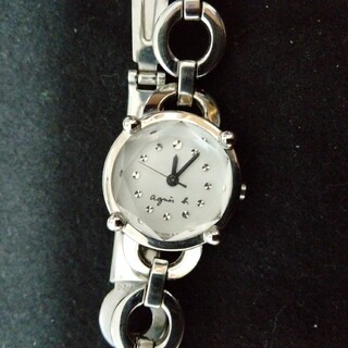 agnes b. - 3946 アニエス・ベーアナログ腕時計