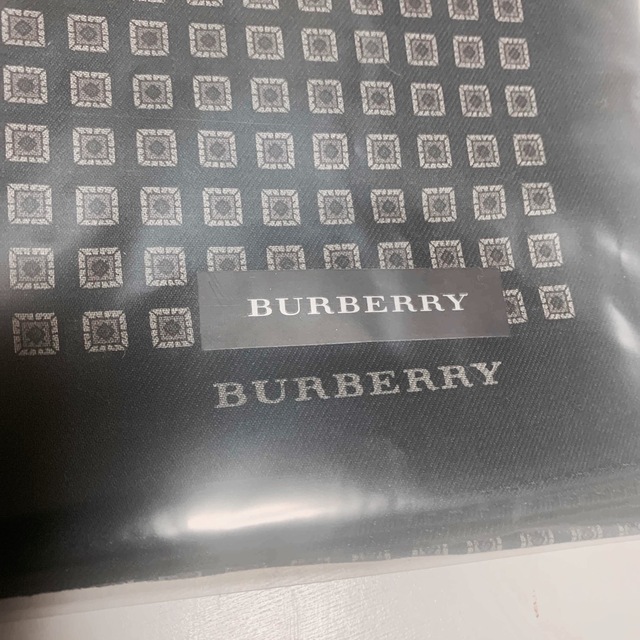 BURBERRY(バーバリー)のBURBERRYハンカチ メンズのファッション小物(ハンカチ/ポケットチーフ)の商品写真