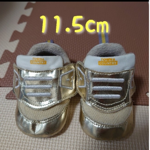 ゴールドカラー✧ファーストシューズ キッズ/ベビー/マタニティのベビー靴/シューズ(~14cm)(スニーカー)の商品写真