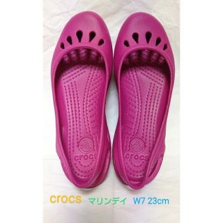 クロックス(crocs)のcrocs クロックス　マリンディ　サンダル　W7  23cm  ラズベリー(ハイヒール/パンプス)