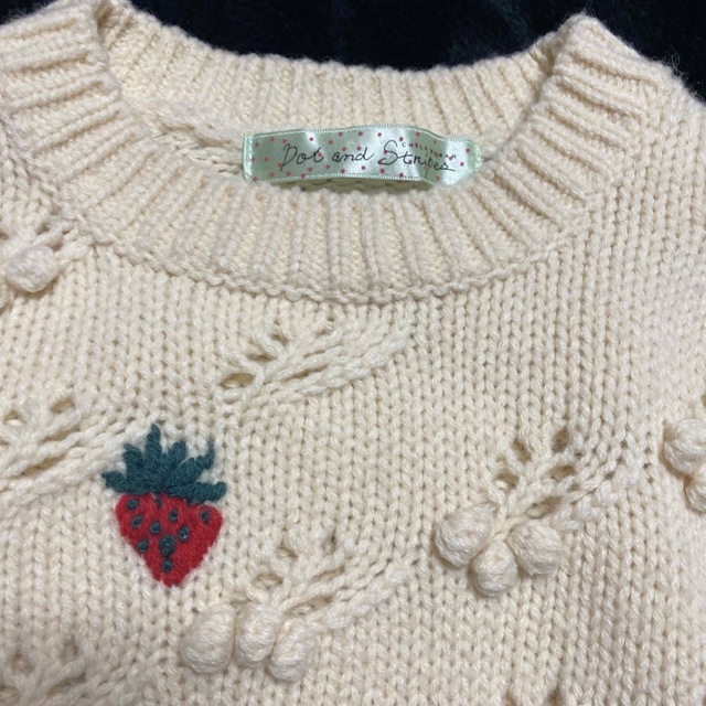 CHILD WOMAN(チャイルドウーマン)のCHILD WOMAN 刺繍　ニットセーター レディースのトップス(ニット/セーター)の商品写真