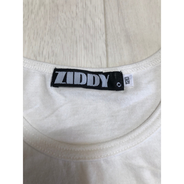 ZIDDY(ジディー)の【1点のみ】ZIDDY 夏物 半袖 tシャツ  白色 120cm  子供服 キッズ/ベビー/マタニティのキッズ服女の子用(90cm~)(Tシャツ/カットソー)の商品写真