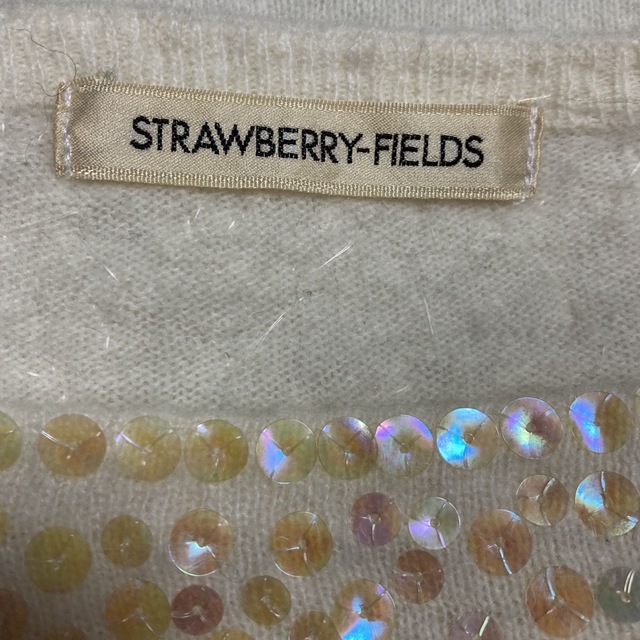 STRAWBERRY-FIELDS(ストロベリーフィールズ)のストロベリーフィールズ　 レディースのトップス(ニット/セーター)の商品写真