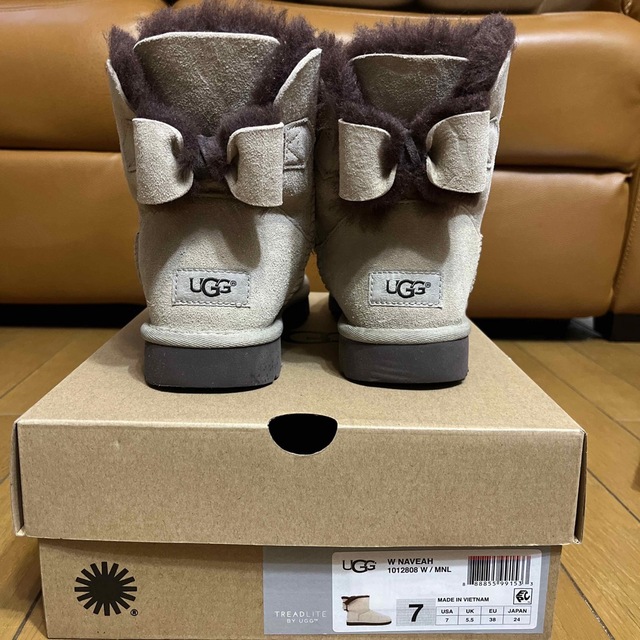 UGG(アグ)のUGG  ムートンブーツ　NAVEAH 24cm レディースの靴/シューズ(ブーツ)の商品写真