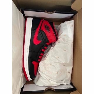 ナイキ(NIKE)のAIR JORDAN 1 MID SE ブレッドトゥ26.5cm(スニーカー)