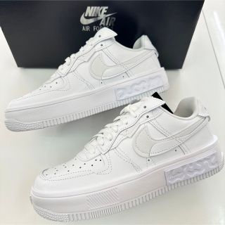 ダンク supreme off white JORDAN 1 SB travis sanagustin.ac.id