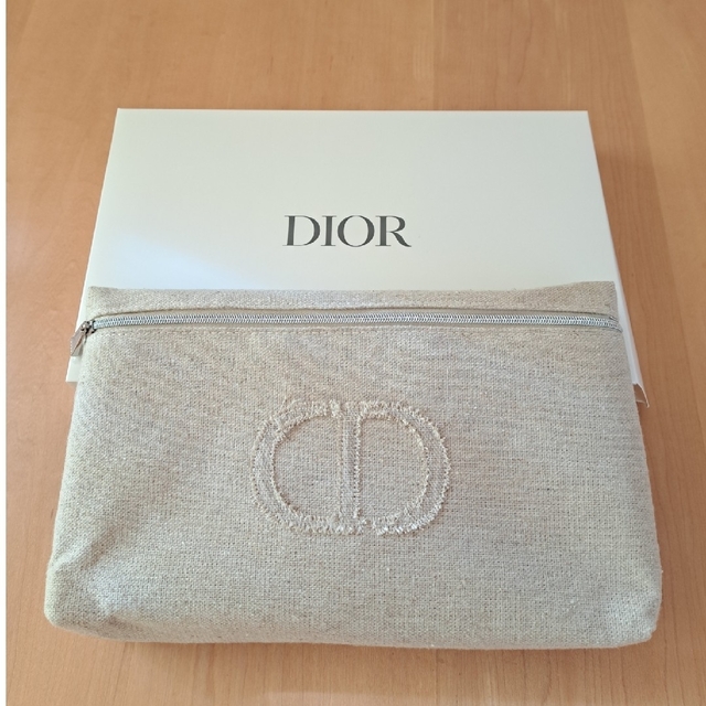 Dior(ディオール)の【新品】Dior リネンポーチ レディースのファッション小物(ポーチ)の商品写真