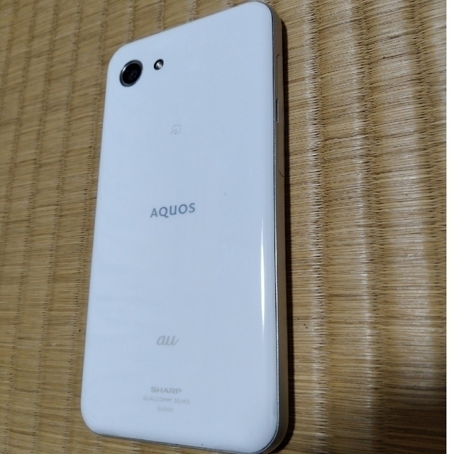 AQUOS(アクオス)のAQUOSコンパクトSHV41　k様専用品 スマホ/家電/カメラのスマートフォン/携帯電話(スマートフォン本体)の商品写真