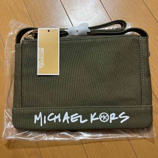 マイケルコース(Michael Kors)の新品　マイケルコース　THE MICHAEL BAG キャンバスメッセンジャー(ショルダーバッグ)