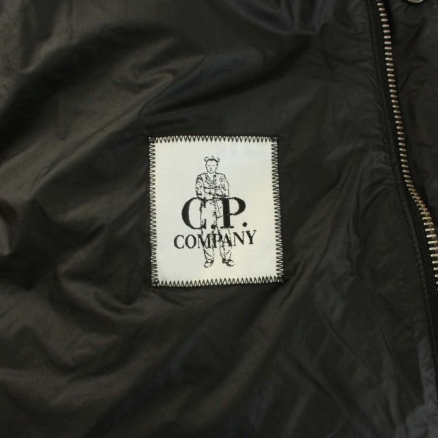 C.P. Company(シーピーカンパニー)のC.P.COMPANY ウールニット切替ダウンジャケット アウター 46 M 黒 メンズのジャケット/アウター(ダウンジャケット)の商品写真