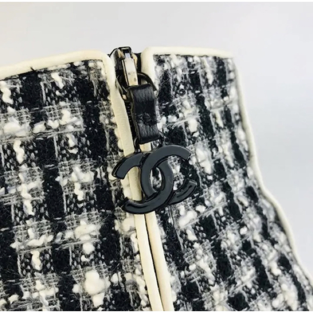 CHANEL - 美品☆CHANEL・ベロア切替 ツイード ココマーク CHANEL - 美品☆CHANEL・ベロア切替 ツイード ココマーク