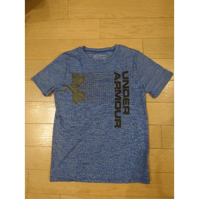 UNDER ARMOUR(アンダーアーマー)のUNDER ARMOUR アンダーアーマー Tシャツ 160cm キッズ/ベビー/マタニティのキッズ服女の子用(90cm~)(Tシャツ/カットソー)の商品写真