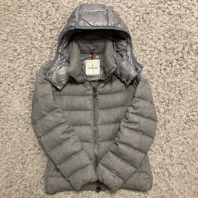 MONCLER - モンクレール アステール サイズ0 グレー 美品の通販 by は ...