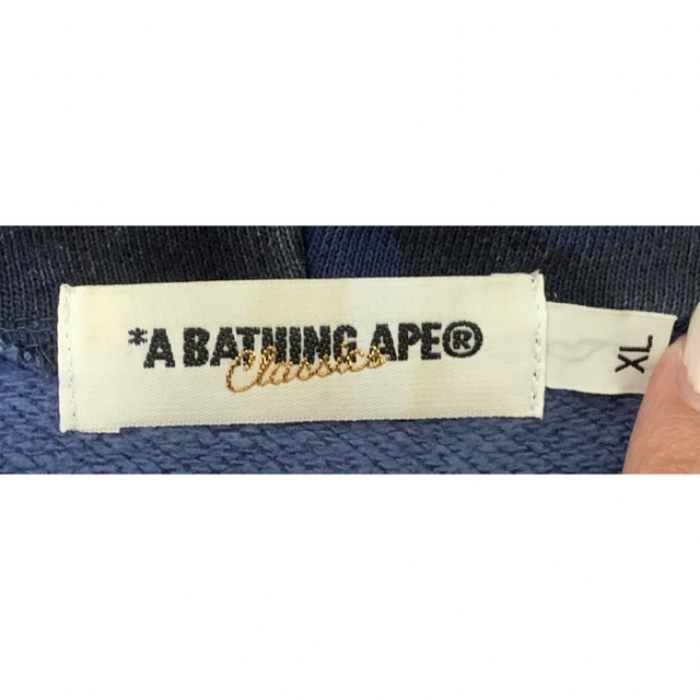 A BATHING APE(アベイシングエイプ)の★激レア★ APE ブルー カモ パーカー XL kaws シャーク メンズのトップス(パーカー)の商品写真