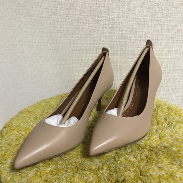 新品 コーチ BEECHWOOD 6.5Cパンプス | www.myglobaltax.com