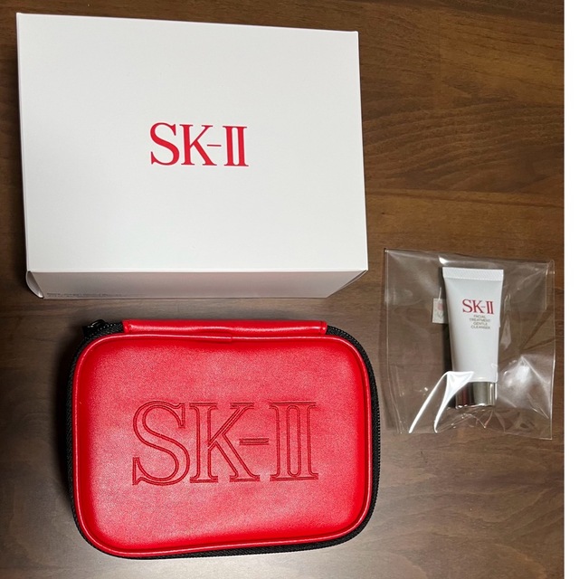 SK-II(エスケーツー)の※mmo様専用※【新品未使用】SK-Ⅱ  ポーチ＆洗顔 セット レディースのファッション小物(ポーチ)の商品写真