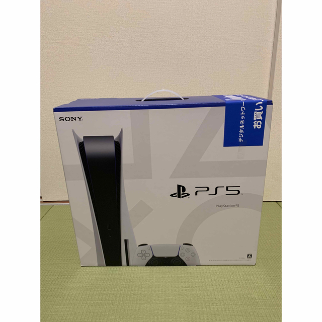 PlayStation(プレイステーション)の新品　SONY PlayStation5 CFI-1100A01 初期型　本体 エンタメ/ホビーのゲームソフト/ゲーム機本体(家庭用ゲーム機本体)の商品写真