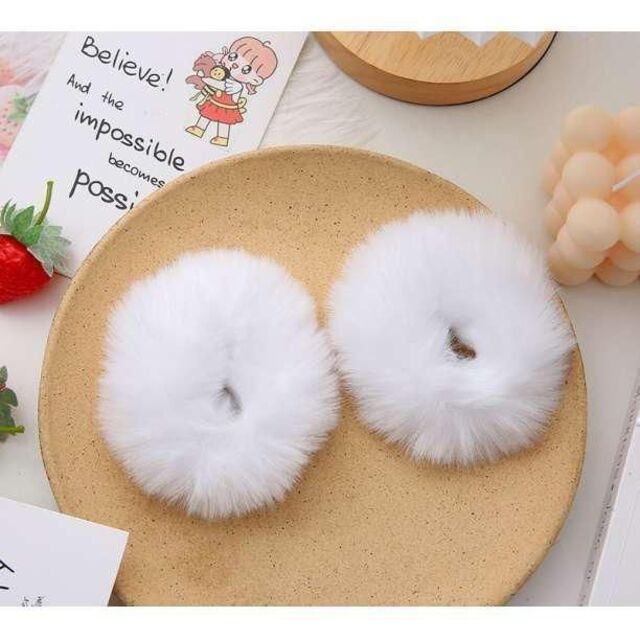 新品 ふわふわポンポンリボン♡シェル♡ヘアゴム millenniumkosovo.org