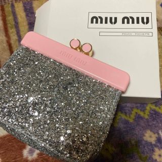 ミュウミュウ(miumiu)のミュウミュウ　ポーチ(ポーチ)