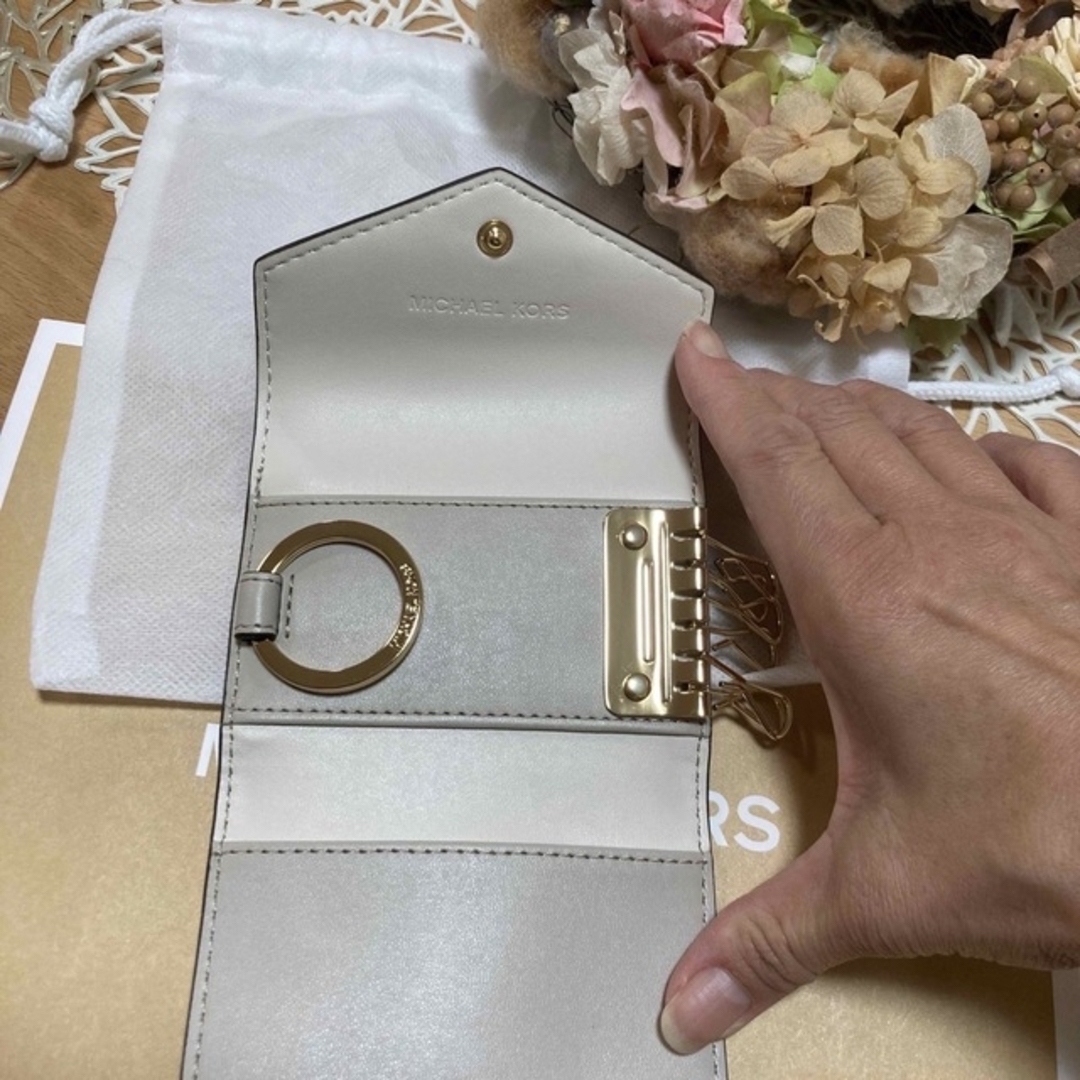 Michael Kors(マイケルコース)の新品　マイケルコース　キーケース  コインケース レディースのファッション小物(キーケース)の商品写真