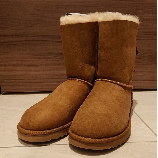 UGG(アグ)の【UGG】ブーツ ベイリーボウ◆24㎝◆ レディースの靴/シューズ(ブーツ)の商品写真