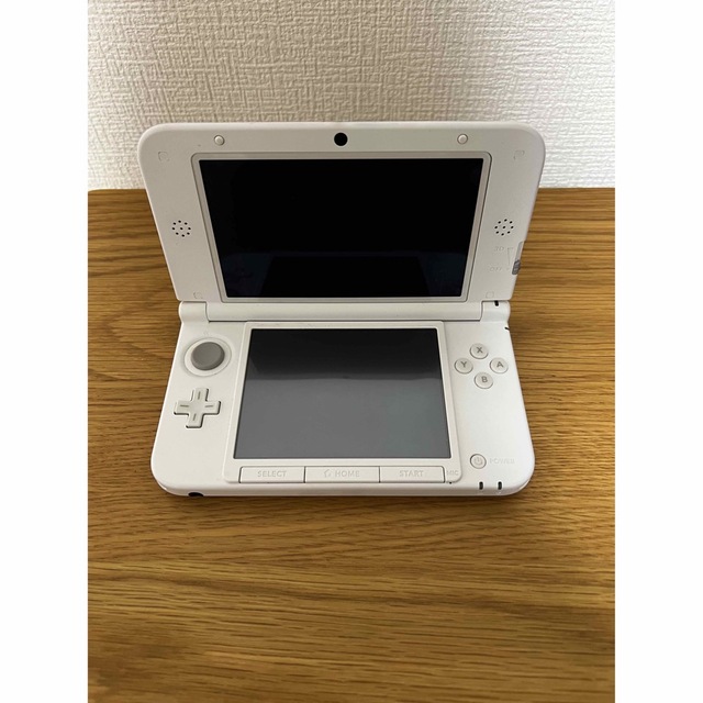 ニンテンドー3DS LL ソフト3本付き 2