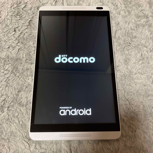 Docomo dtab d-01G 8インチLTEモデル