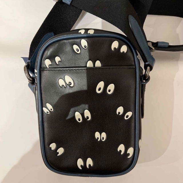 COACH(コーチ)のコーチ　新品　ショルダー　ディズニーコラボ レディースのバッグ(ショルダーバッグ)の商品写真