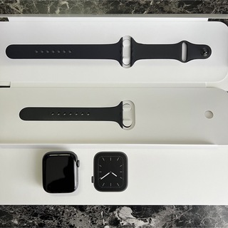 Apple Watch Series5 GPS 44mm スペースグレー(腕時計(デジタル))