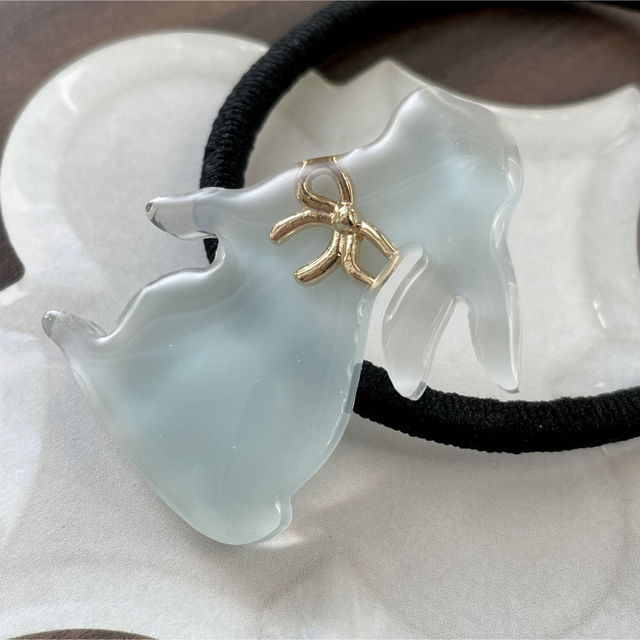 ウサギ】レジンヘアゴム No.329の通販 by yukiusagi。.✿handmade|ラクマ