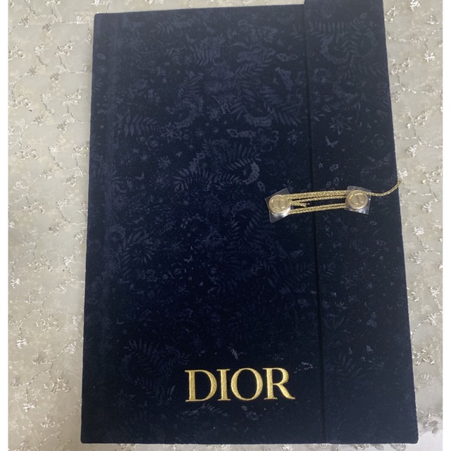 Christian Dior(クリスチャンディオール)のDIORノベルティノート（おまけ付き） エンタメ/ホビーのコレクション(ノベルティグッズ)の商品写真