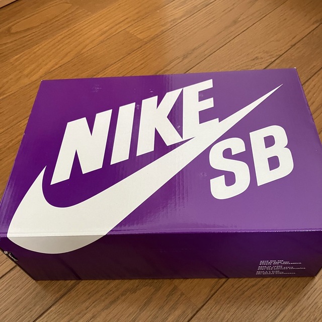 NIKE(ナイキ)のナイキ SB ダンク ロー "アドビ"28cm メンズの靴/シューズ(スニーカー)の商品写真
