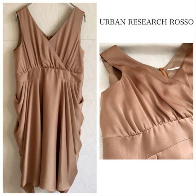 URBAN RESEARCH(アーバンリサーチ)のURBAN RESEARCH ROSSO シャンパンゴールド ワンピース ドレス レディースのフォーマル/ドレス(ミディアムドレス)の商品写真